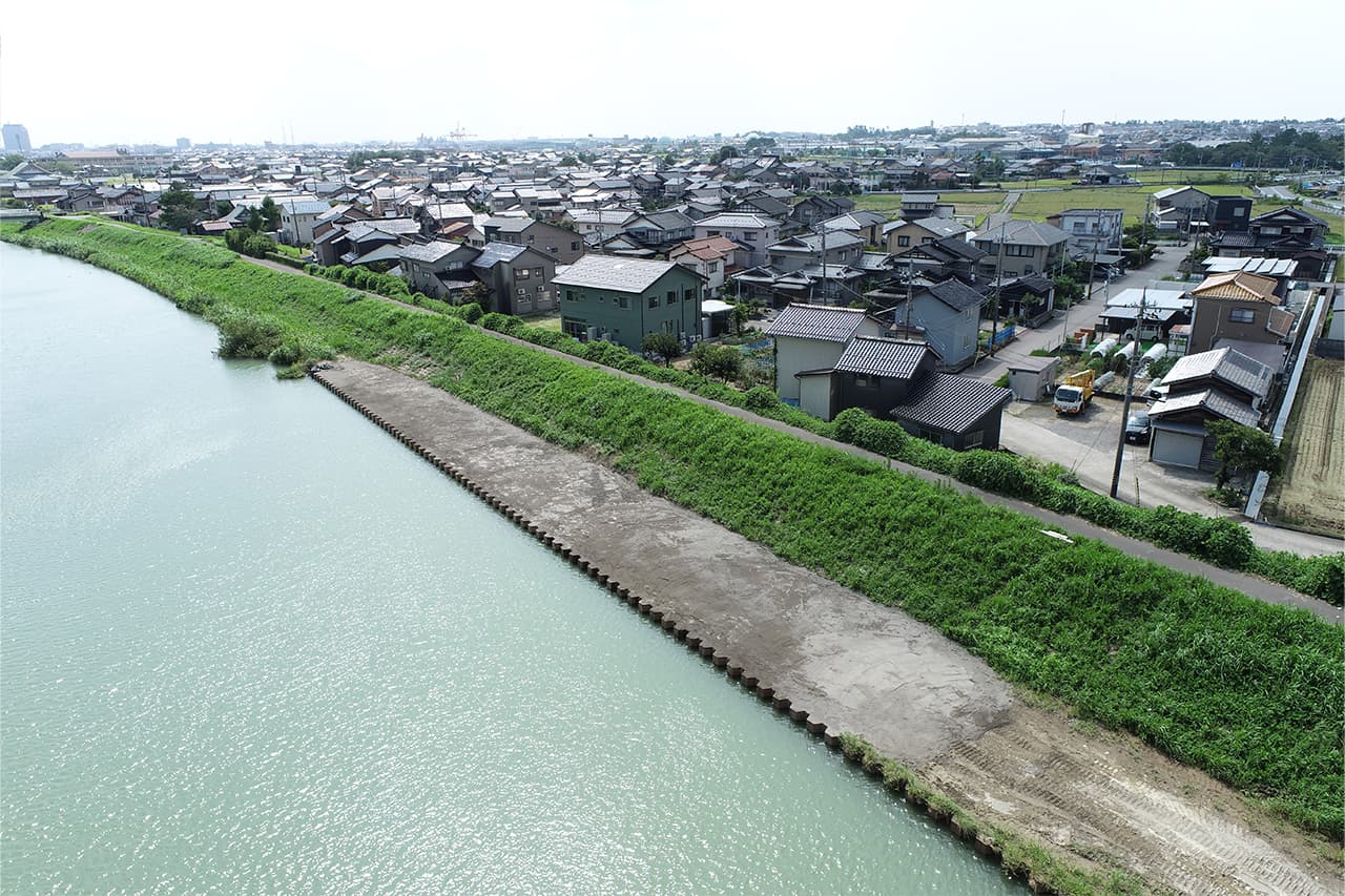 二級河川浅野川 広域河川改修工事(護岸１３工区)