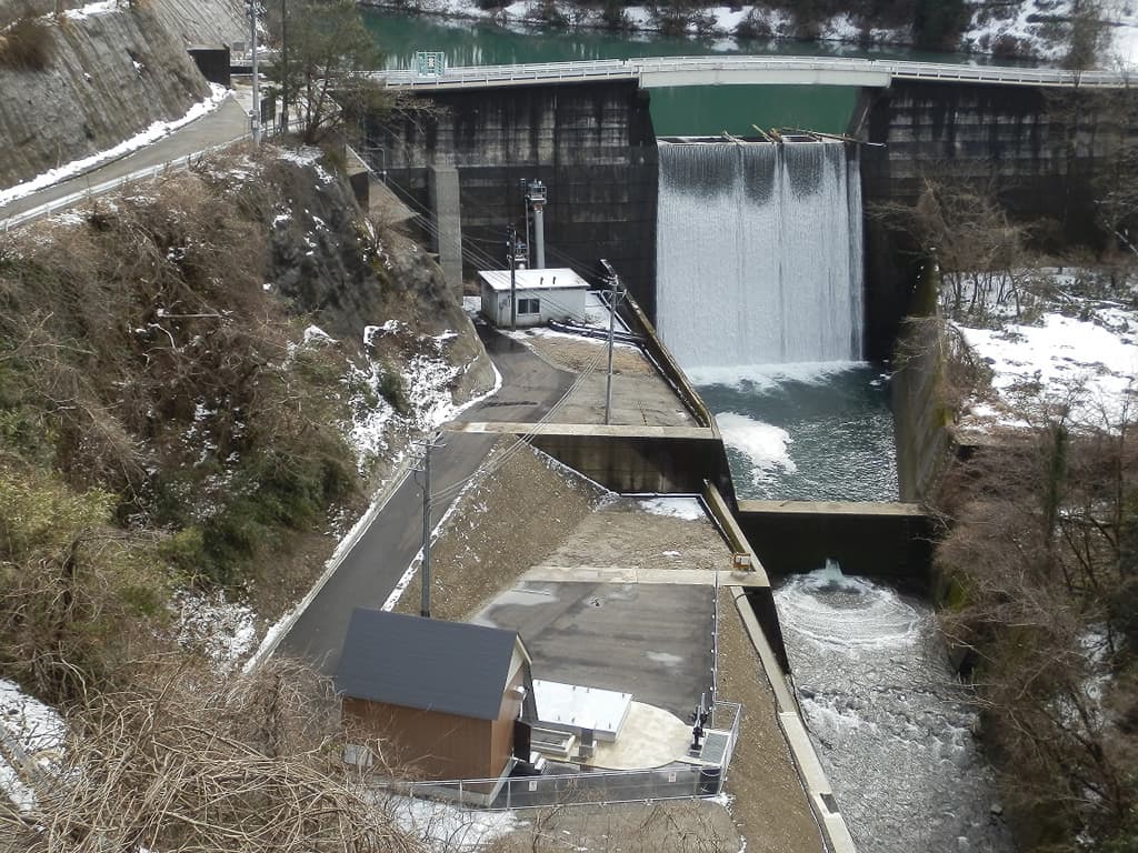 平沢川小水力発電所建設工事（土木・建築）